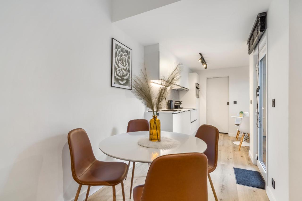 Appartement Cosy, Furnished & Renovated Flat With Outside Lounge à Gand Extérieur photo