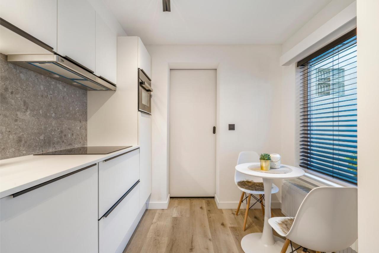 Appartement Cosy, Furnished & Renovated Flat With Outside Lounge à Gand Extérieur photo
