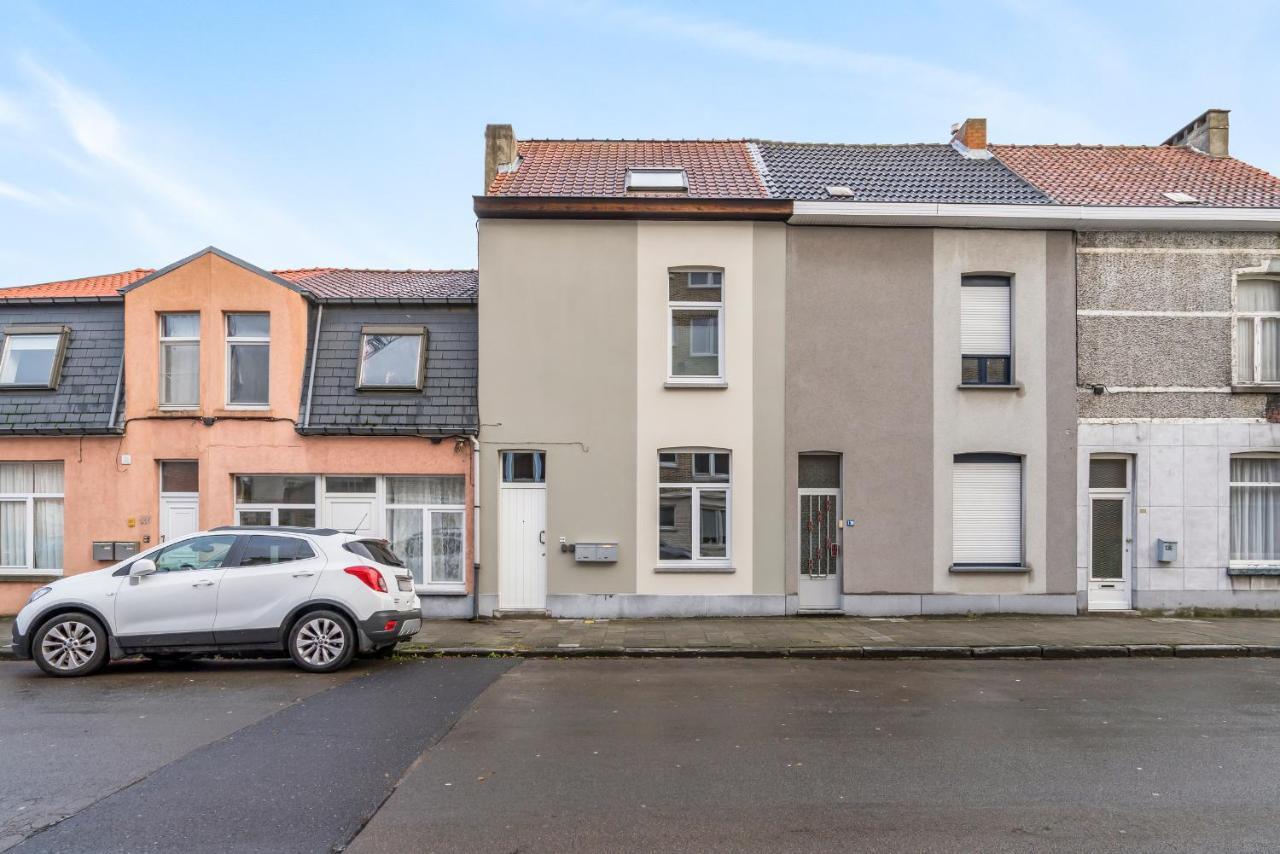 Appartement Cosy, Furnished & Renovated Flat With Outside Lounge à Gand Extérieur photo